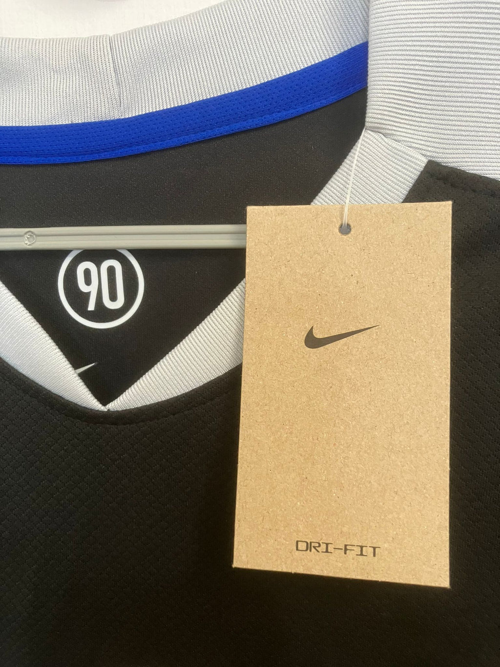 🦁 Orgullo de Londres – Chelsea 2025/26 Tercera Equipación