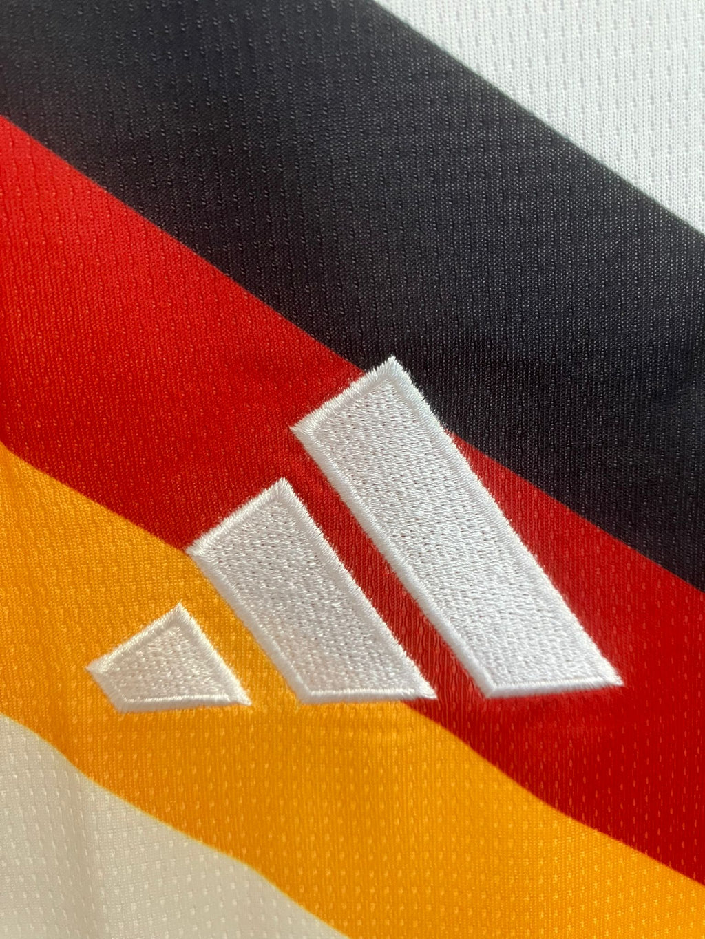 ⚫🔴🟡 La Ingeniería del Triunfo – Alemania 2026