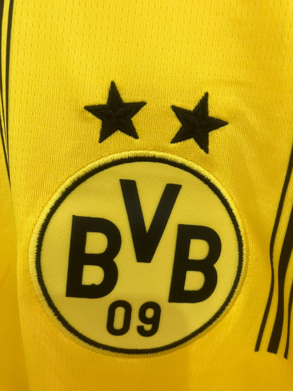 🧱 El Muro Amarillo en tu Piel – Borussia Dortmund 2024/25