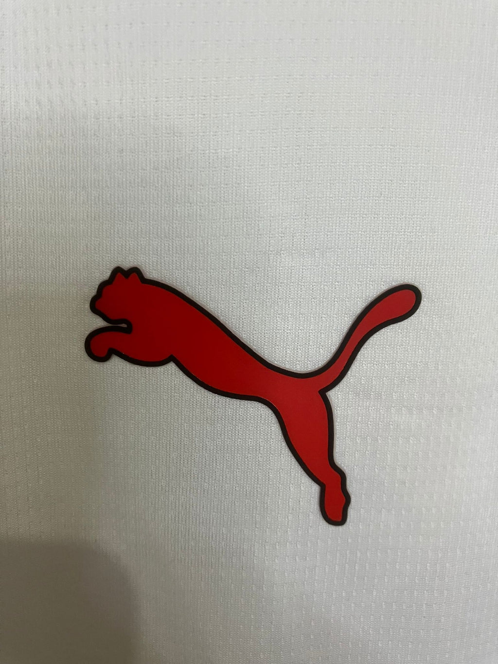 🎩 Clase Eterna en San Siro – AC Milan Alternativa 2025/26 - Luka Modrić