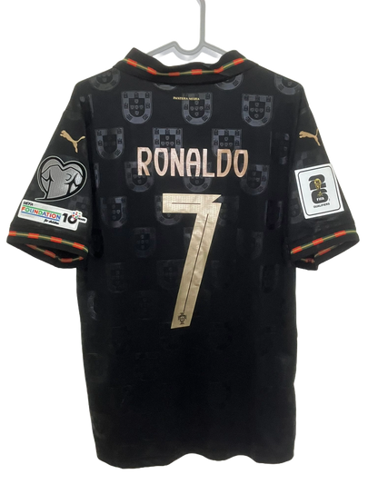🖤 La Unión de Dos Leyendas – Portugal 2025 Especial "Pantera Negra" - Cristiano Ronaldo