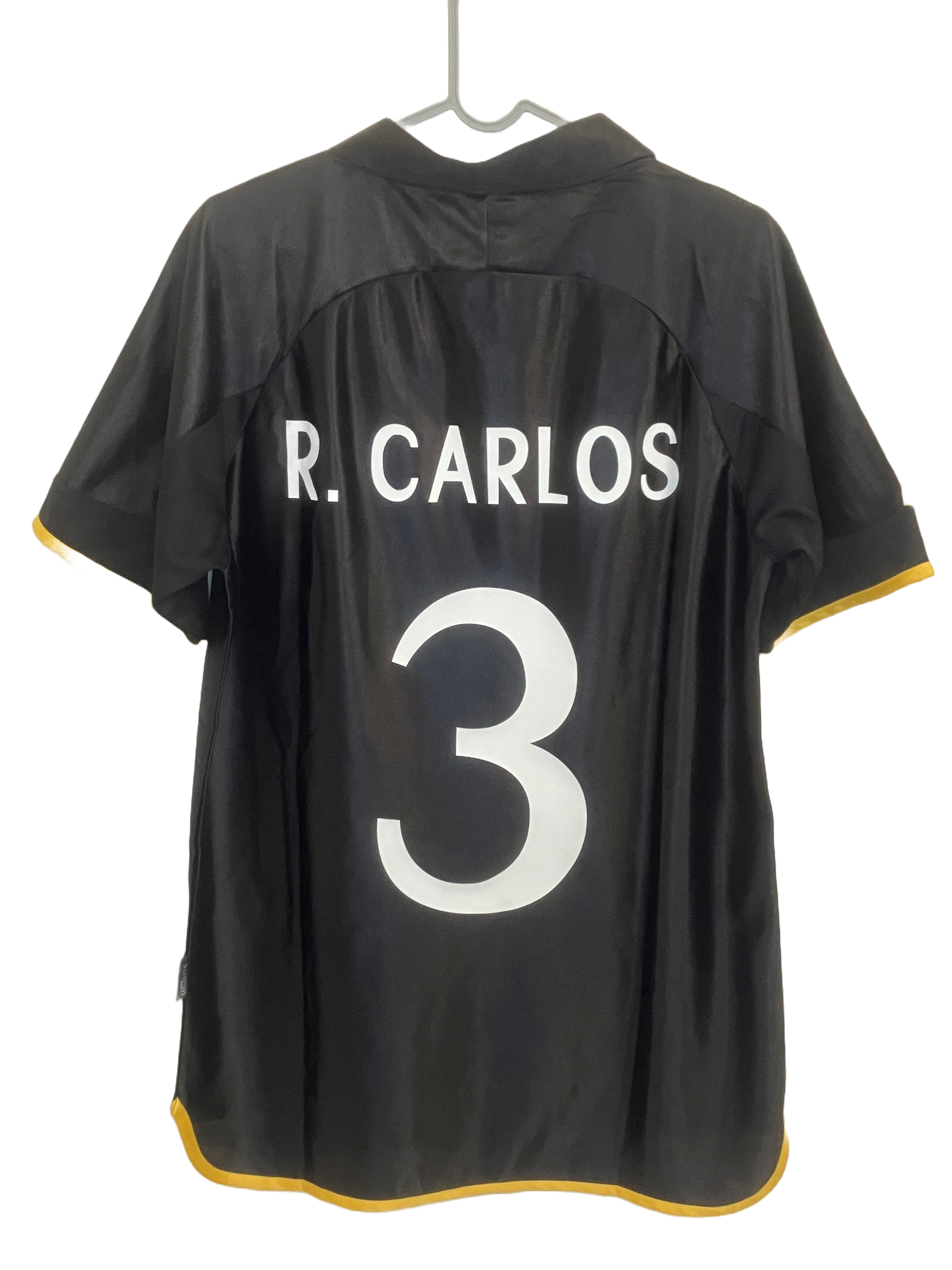 🚀 El Cañón de Bernabéu – Real Madrid Retro 1999/00 - Roberto Carlos