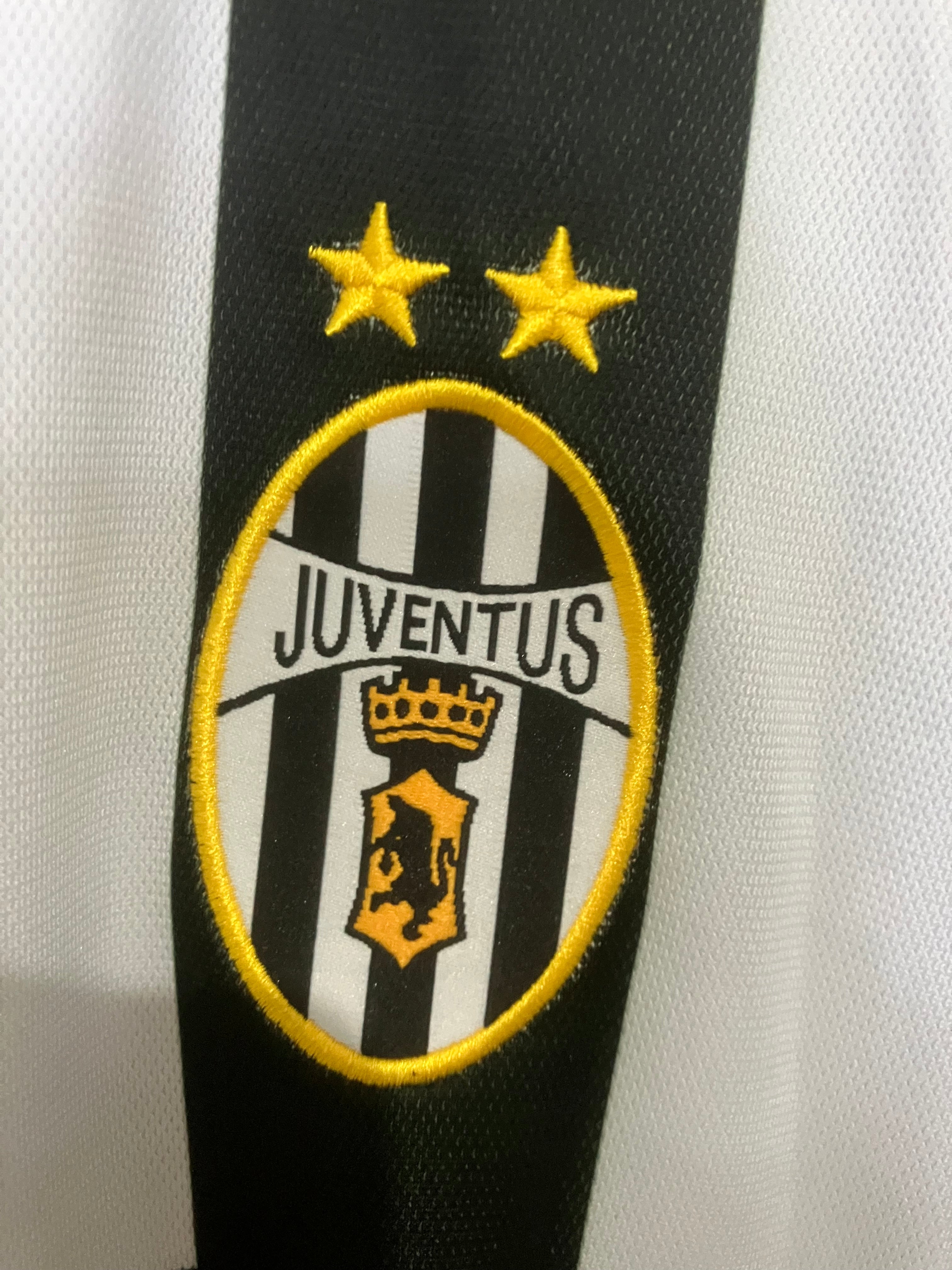 🦓 El Mago de Turín – Juventus Retro 2001/02 - Fabián O'Neill