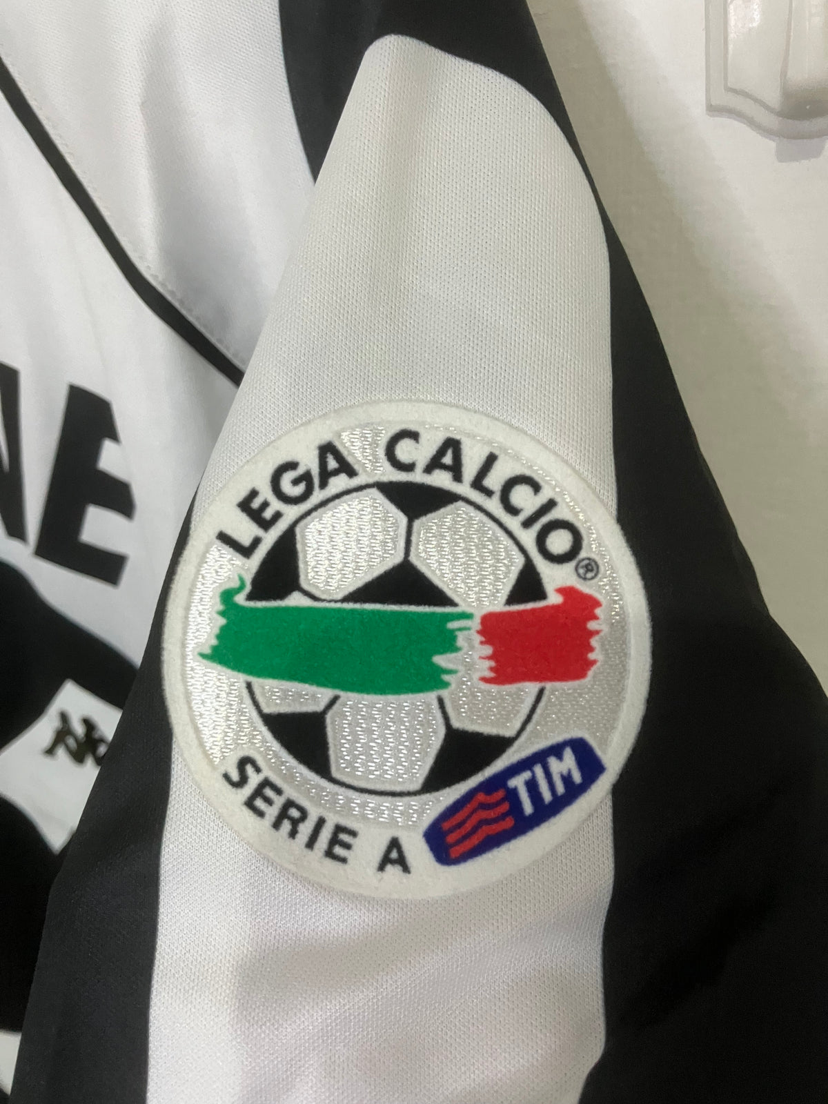 👑 La Elegancia del Rey – Juventus Retro 1997/98 - Zinedine Zidane
