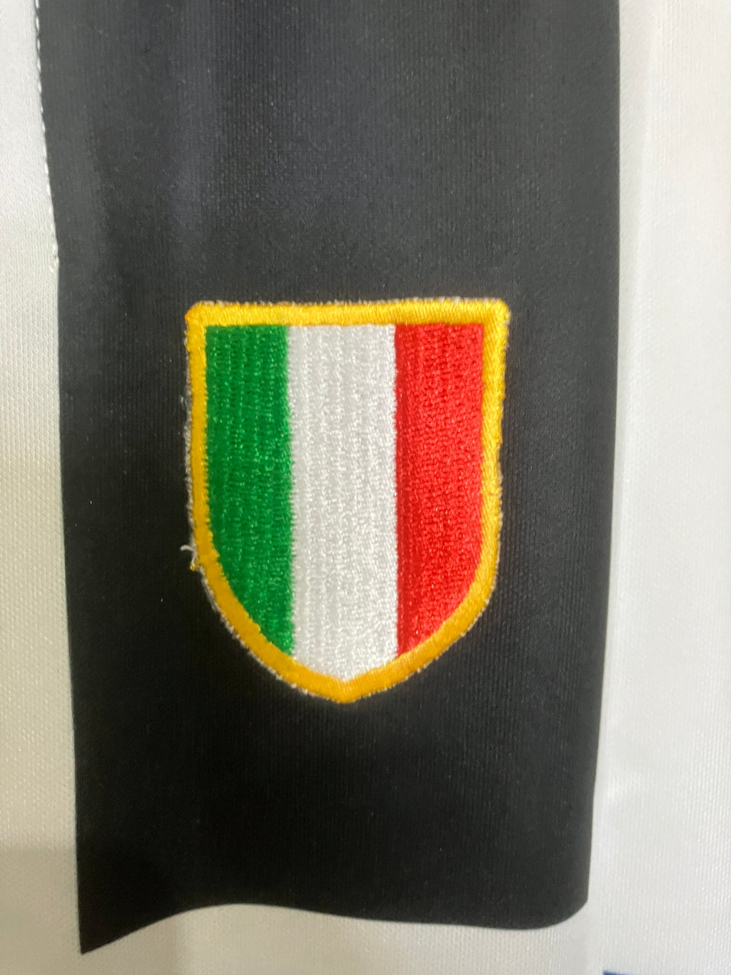 👑 La Elegancia del Rey – Juventus Retro 1997/98 - Zinedine Zidane