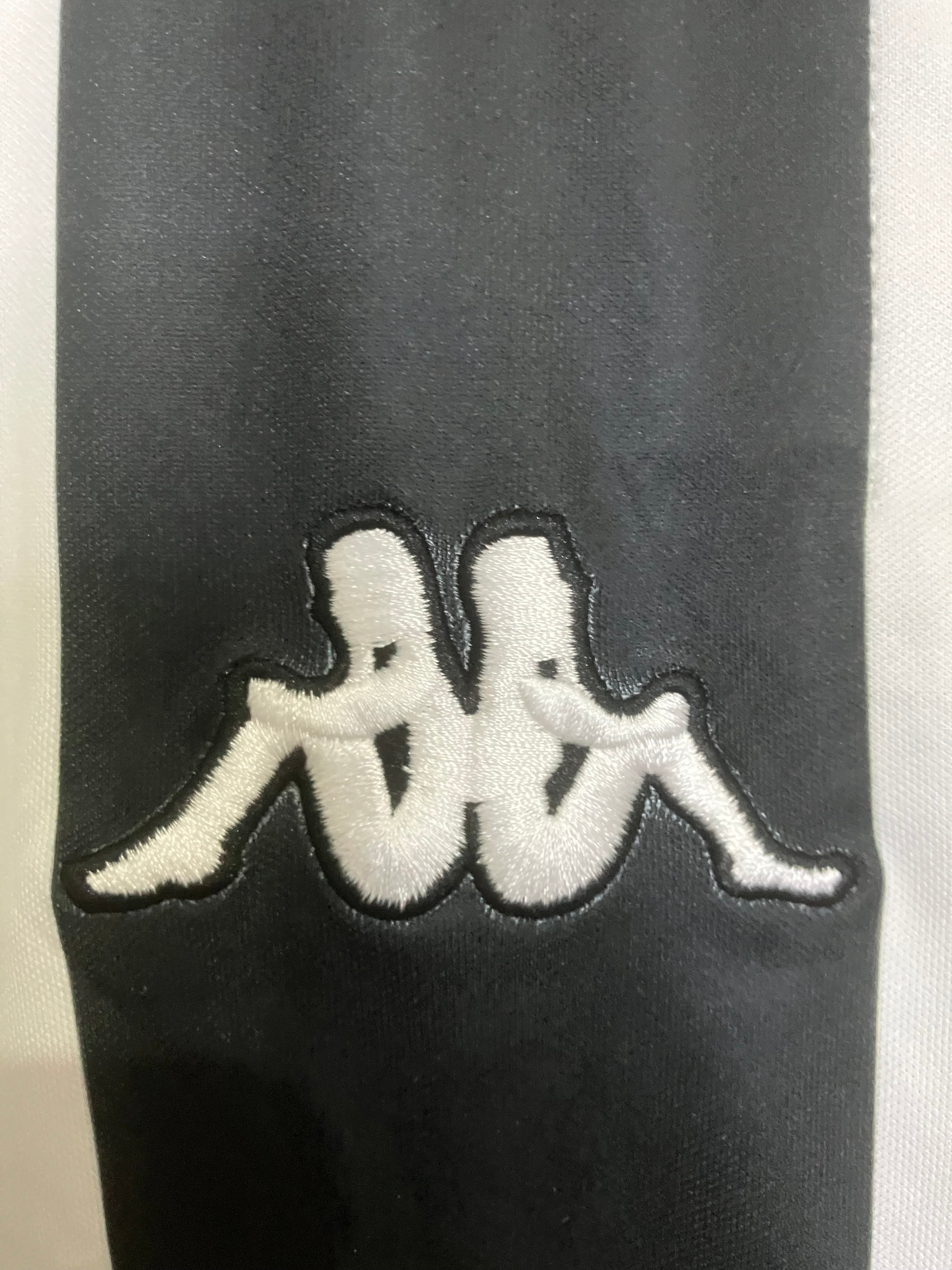 👑 La Elegancia del Rey – Juventus Retro 1997/98 - Zinedine Zidane