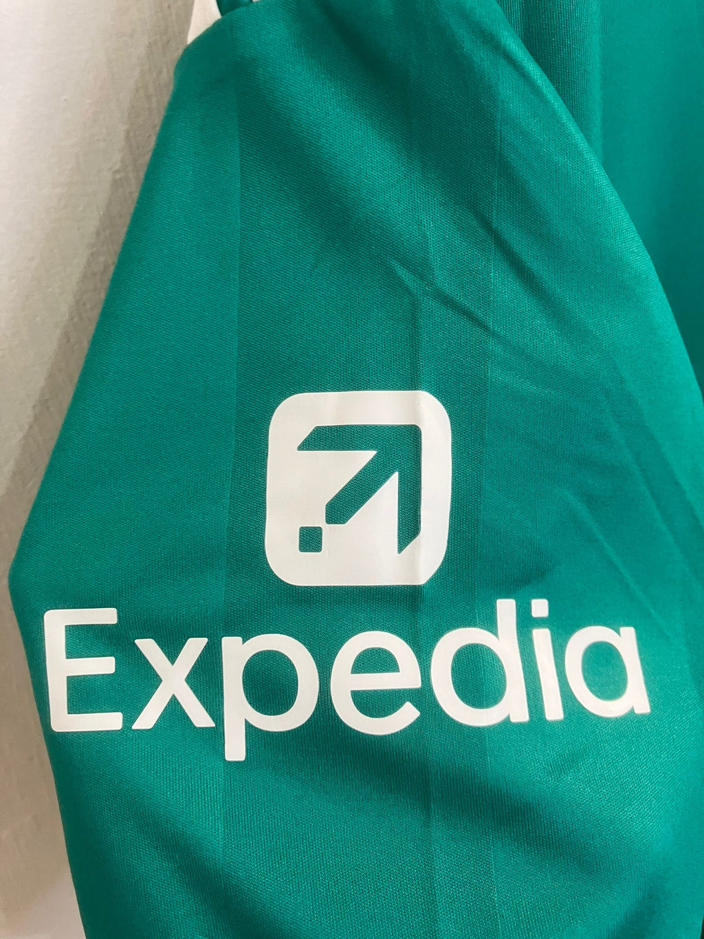 🌪️ La Mística de Anfield por el Mundo – Liverpool 2025/26 Alternativa